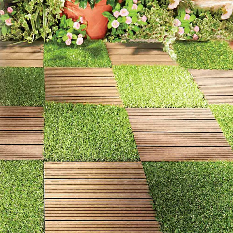 Venkovní PE materiál Zahradní dlaždice z umělé trávy